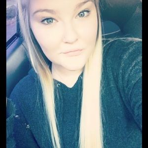 Meet your Posher, Shelby